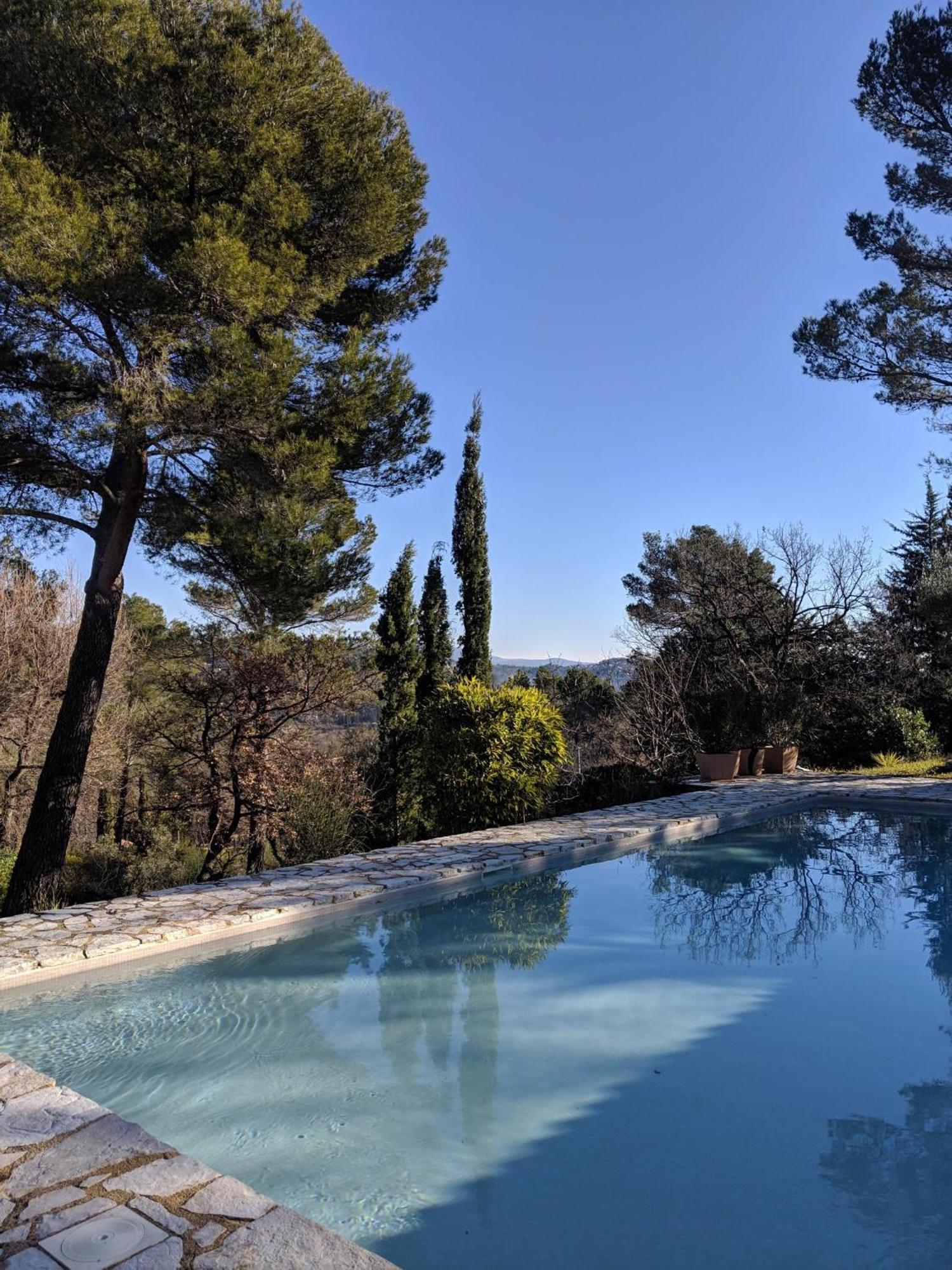 Le Clos Sous Le Chemin Seillans Eksteriør bilde